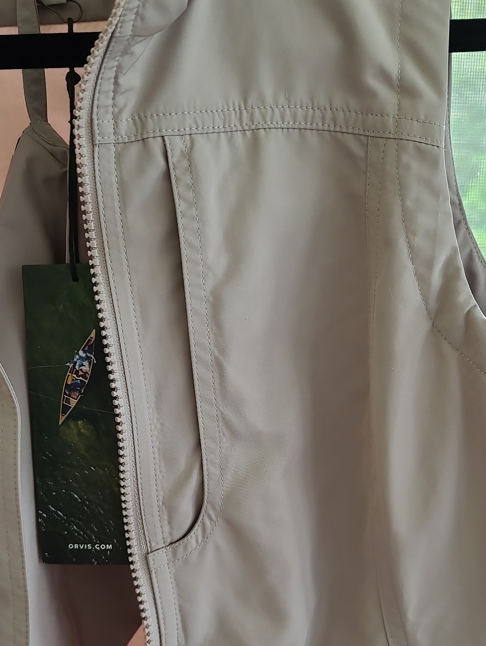 Orvis Women's Light Travel Shell Vest XS, nwt - Picture 3 of 5